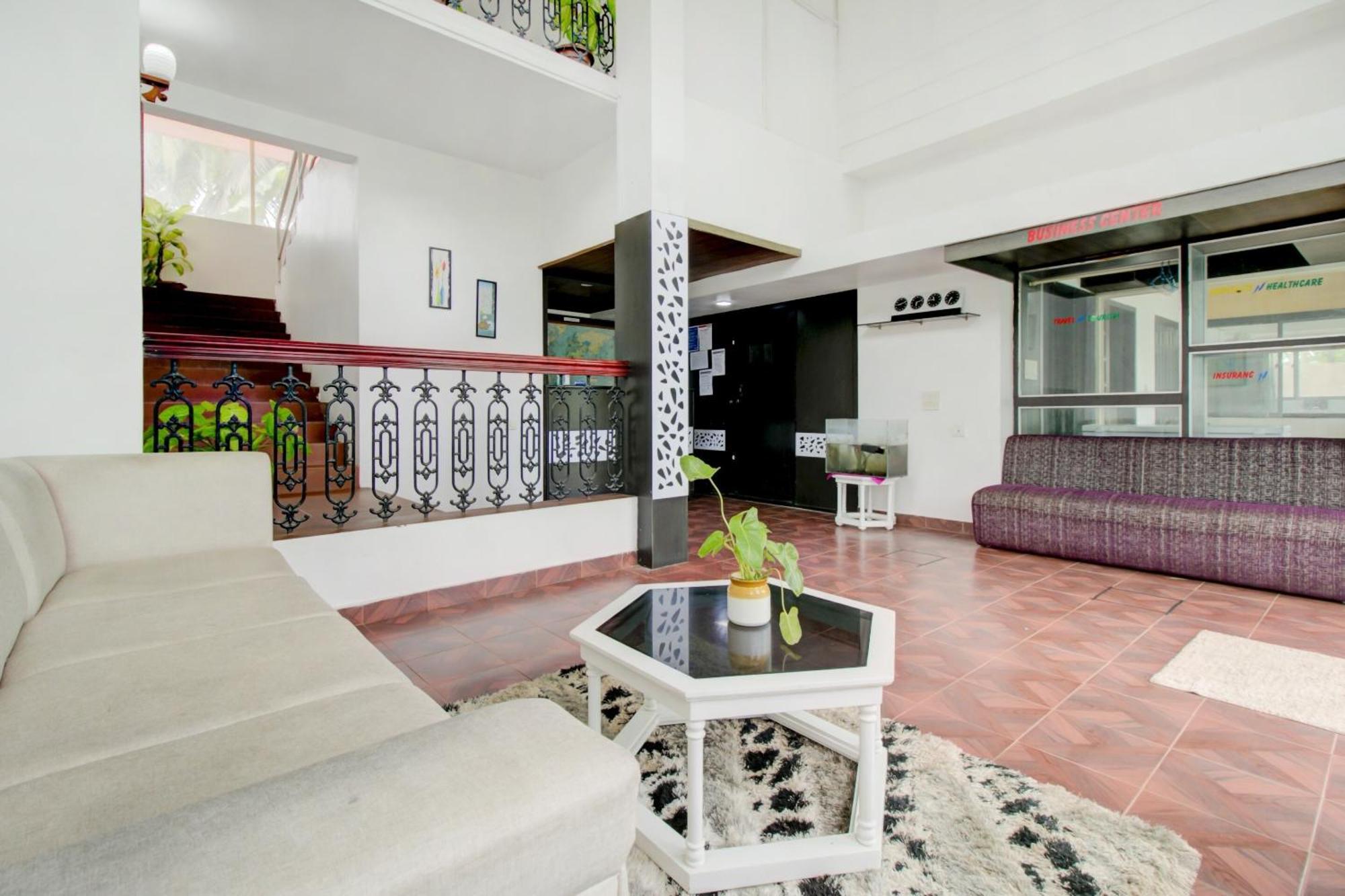Collection O 75308 Floatel International Beach Resort Kannur Buitenkant foto